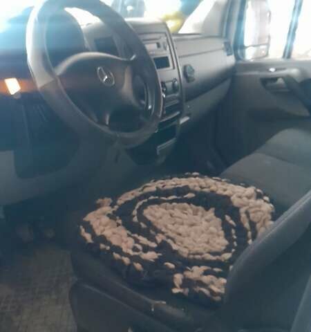 Білий Мерседес Sprinter, об'ємом двигуна 2.15 л та пробігом 440 тис. км за 10000 $, фото 4 на Automoto.ua