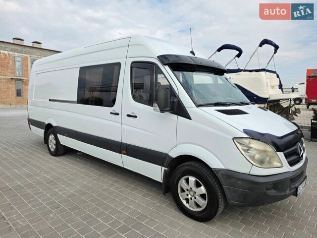 Белый Мерседес Sprinter, объемом двигателя 2.99 л и пробегом 320 тыс. км за 14500 $, фото 33 на Automoto.ua