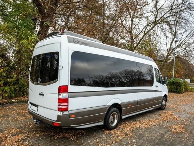 Белый Мерседес Sprinter, объемом двигателя 0 л и пробегом 305 тыс. км за 13300 $, фото 5 на Automoto.ua