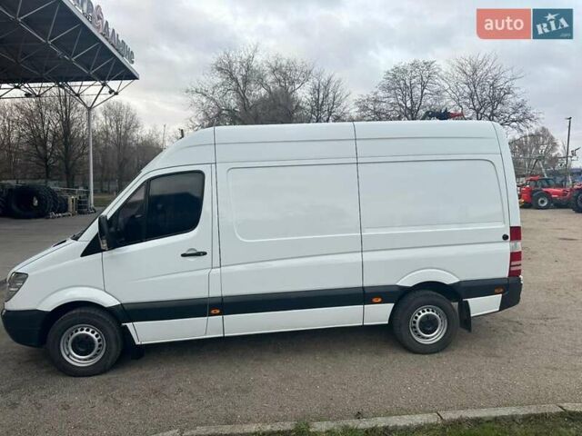 Білий Мерседес Sprinter, об'ємом двигуна 3 л та пробігом 420 тис. км за 18000 $, фото 1 на Automoto.ua