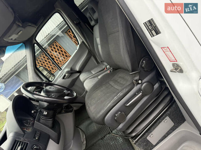 Белый Мерседес Sprinter, объемом двигателя 2.99 л и пробегом 600 тыс. км за 14850 $, фото 8 на Automoto.ua