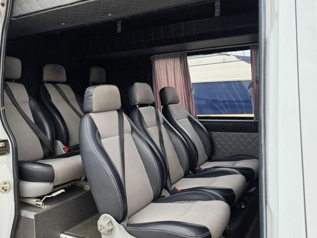 Белый Мерседес Sprinter, объемом двигателя 2.99 л и пробегом 320 тыс. км за 14500 $, фото 29 на Automoto.ua