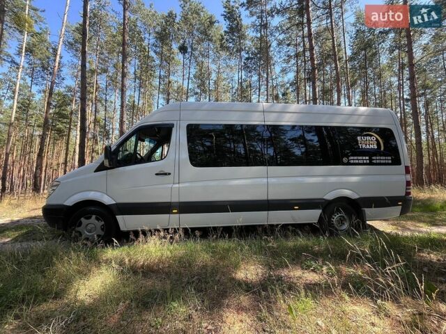 Белый Мерседес Sprinter, объемом двигателя 2.15 л и пробегом 160 тыс. км за 14999 $, фото 8 на Automoto.ua