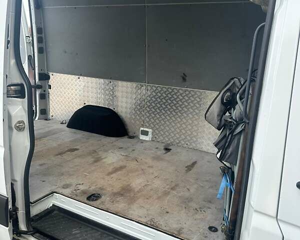 Білий Мерседес Sprinter, об'ємом двигуна 3 л та пробігом 420 тис. км за 18000 $, фото 18 на Automoto.ua