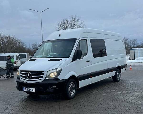 Белый Мерседес Sprinter, объемом двигателя 2.99 л и пробегом 415 тыс. км за 21500 $, фото 7 на Automoto.ua