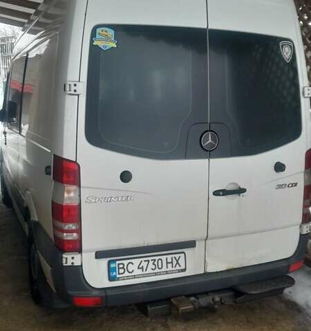 Білий Мерседес Sprinter, об'ємом двигуна 2.15 л та пробігом 440 тис. км за 10000 $, фото 1 на Automoto.ua