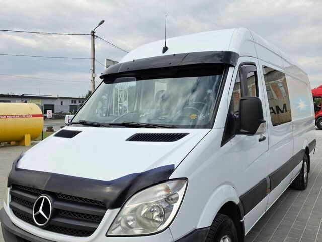 Белый Мерседес Sprinter, объемом двигателя 2.99 л и пробегом 320 тыс. км за 14500 $, фото 17 на Automoto.ua