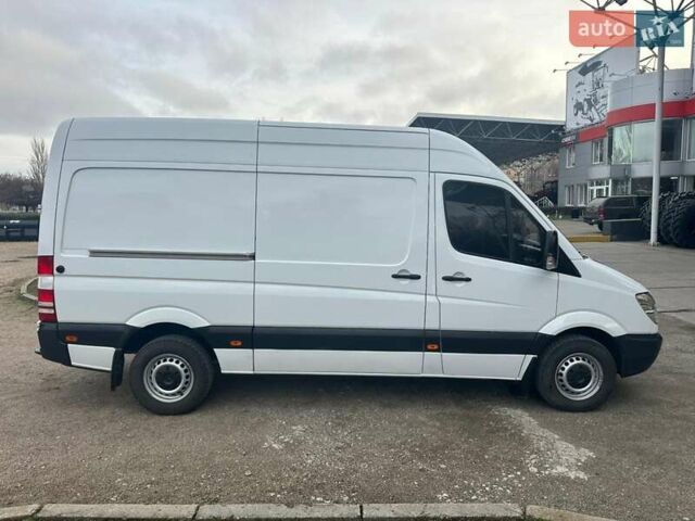 Білий Мерседес Sprinter, об'ємом двигуна 3 л та пробігом 420 тис. км за 18000 $, фото 5 на Automoto.ua