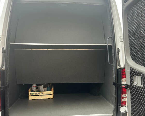 Белый Мерседес Sprinter, объемом двигателя 2.15 л и пробегом 414 тыс. км за 21500 $, фото 32 на Automoto.ua