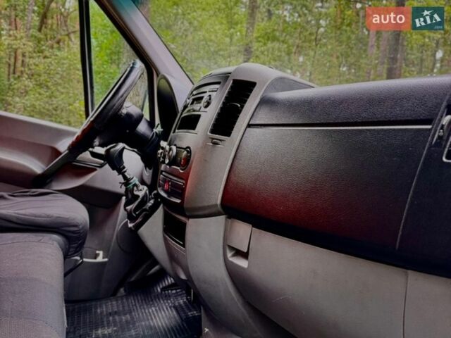 Белый Мерседес Sprinter, объемом двигателя 2.2 л и пробегом 480 тыс. км за 9999 $, фото 6 на Automoto.ua