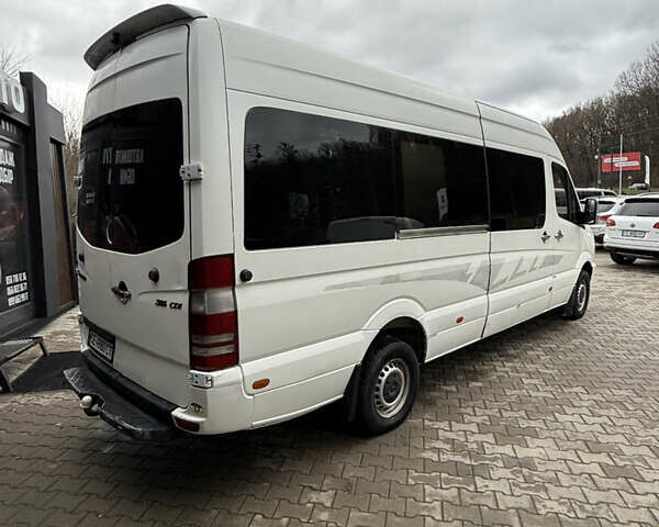 Білий Мерседес Sprinter, об'ємом двигуна 3.2 л та пробігом 850 тис. км за 14500 $, фото 6 на Automoto.ua
