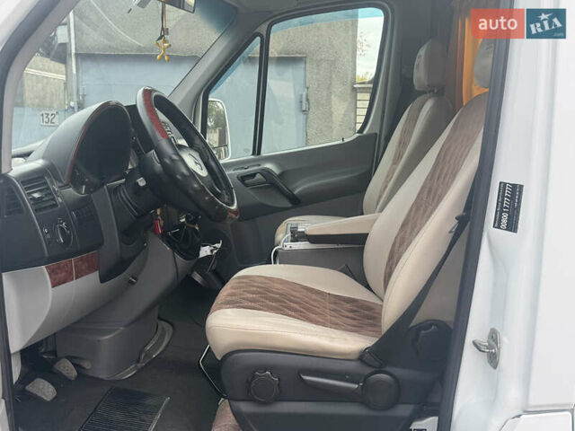 Белый Мерседес Sprinter, объемом двигателя 2.14 л и пробегом 800 тыс. км за 15800 $, фото 13 на Automoto.ua