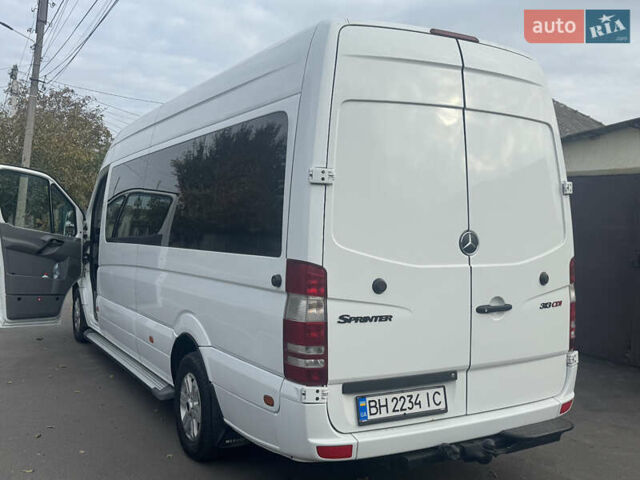Белый Мерседес Sprinter, объемом двигателя 2.14 л и пробегом 800 тыс. км за 15800 $, фото 14 на Automoto.ua