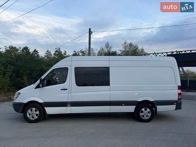 Белый Мерседес Sprinter, объемом двигателя 2.99 л и пробегом 393 тыс. км за 16900 $, фото 5 на Automoto.ua
