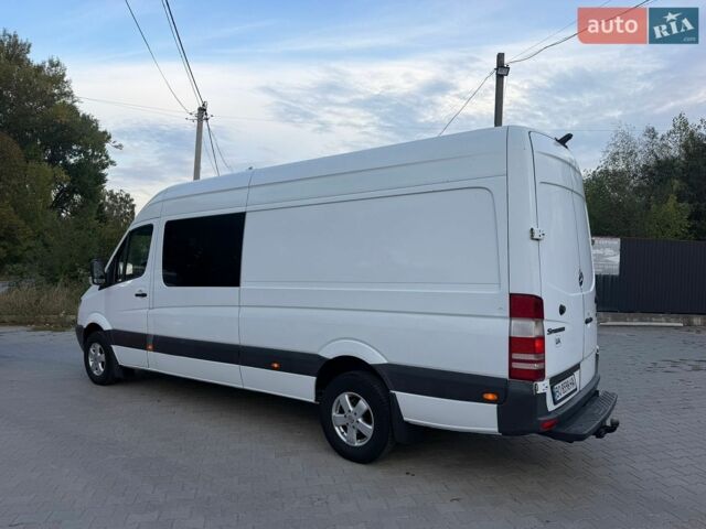 Белый Мерседес Sprinter, объемом двигателя 2.99 л и пробегом 393 тыс. км за 16900 $, фото 6 на Automoto.ua