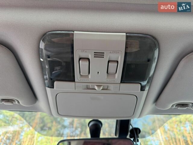 Белый Мерседес Sprinter, объемом двигателя 2.99 л и пробегом 393 тыс. км за 16900 $, фото 15 на Automoto.ua