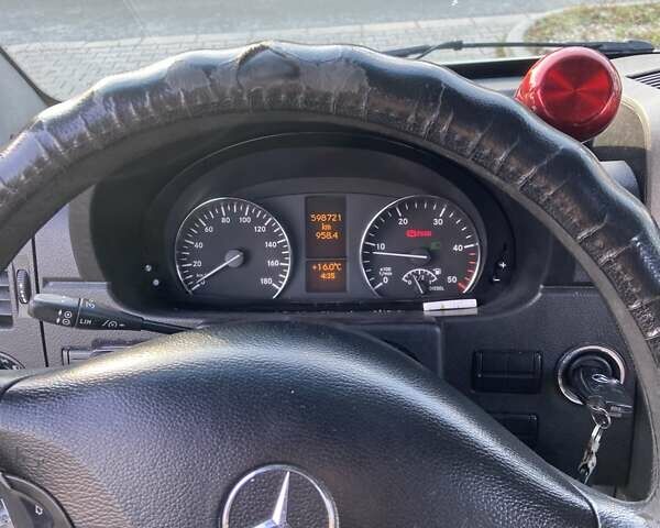 Білий Мерседес Sprinter, об'ємом двигуна 2.14 л та пробігом 580 тис. км за 16500 $, фото 15 на Automoto.ua