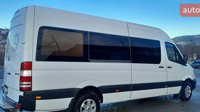 Белый Мерседес Sprinter, объемом двигателя 2.99 л и пробегом 90 тыс. км за 18900 $, фото 4 на Automoto.ua
