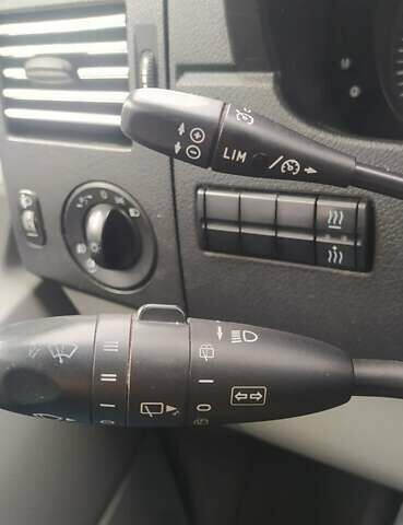 Белый Мерседес Sprinter, объемом двигателя 2.2 л и пробегом 449 тыс. км за 15700 $, фото 31 на Automoto.ua