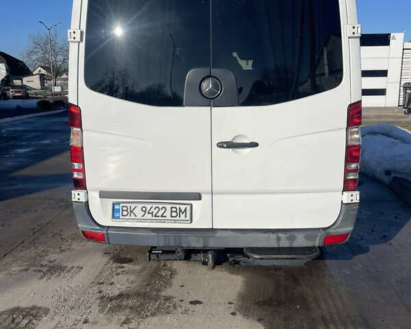 Белый Мерседес Sprinter, объемом двигателя 2.14 л и пробегом 128 тыс. км за 16500 $, фото 9 на Automoto.ua