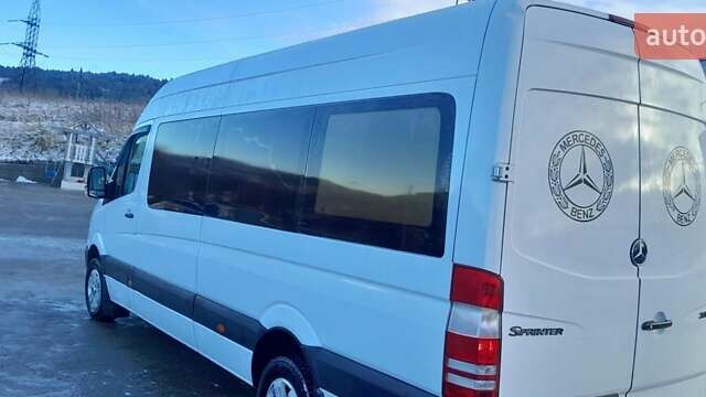 Белый Мерседес Sprinter, объемом двигателя 2.99 л и пробегом 90 тыс. км за 18900 $, фото 5 на Automoto.ua