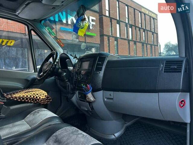 Білий Мерседес Sprinter, об'ємом двигуна 2.99 л та пробігом 856 тис. км за 27000 $, фото 9 на Automoto.ua
