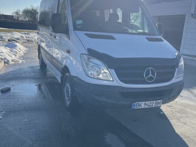 Білий Мерседес Sprinter, об'ємом двигуна 2.1 л та пробігом 128 тис. км за 16500 $, фото 1 на Automoto.ua