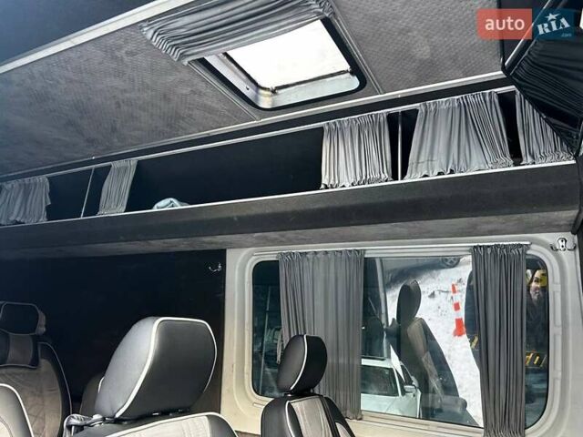 Білий Мерседес Sprinter, об'ємом двигуна 2.99 л та пробігом 856 тис. км за 27000 $, фото 13 на Automoto.ua