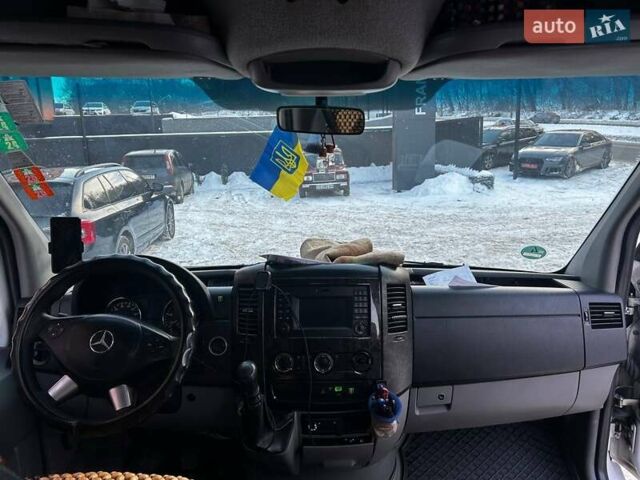 Білий Мерседес Sprinter, об'ємом двигуна 2.99 л та пробігом 856 тис. км за 27000 $, фото 8 на Automoto.ua