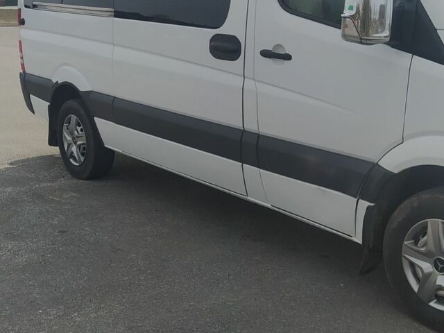 Белый Мерседес Sprinter, объемом двигателя 2.1 л и пробегом 438 тыс. км за 15499 $, фото 6 на Automoto.ua