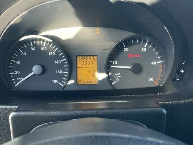 Білий Мерседес Sprinter, об'ємом двигуна 2.1 л та пробігом 128 тис. км за 16500 $, фото 2 на Automoto.ua