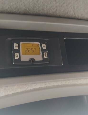 Белый Мерседес Sprinter, объемом двигателя 2.2 л и пробегом 449 тыс. км за 15700 $, фото 28 на Automoto.ua