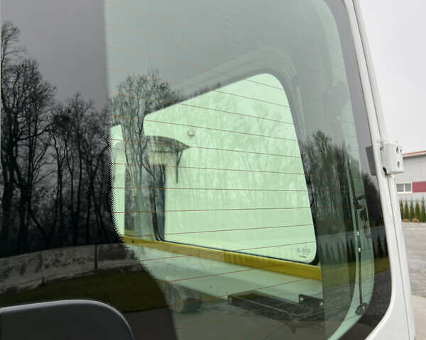 Білий Мерседес Sprinter, об'ємом двигуна 2.2 л та пробігом 329 тис. км за 24900 $, фото 20 на Automoto.ua