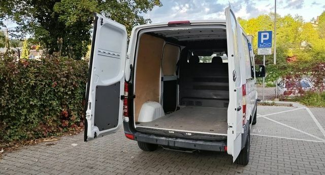 Белый Мерседес Sprinter, объемом двигателя 2.2 л и пробегом 257 тыс. км за 7800 $, фото 9 на Automoto.ua