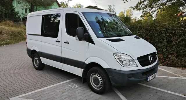 Белый Мерседес Sprinter, объемом двигателя 2.2 л и пробегом 257 тыс. км за 7800 $, фото 5 на Automoto.ua