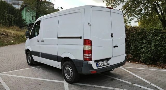 Белый Мерседес Sprinter, объемом двигателя 2.2 л и пробегом 257 тыс. км за 7800 $, фото 6 на Automoto.ua