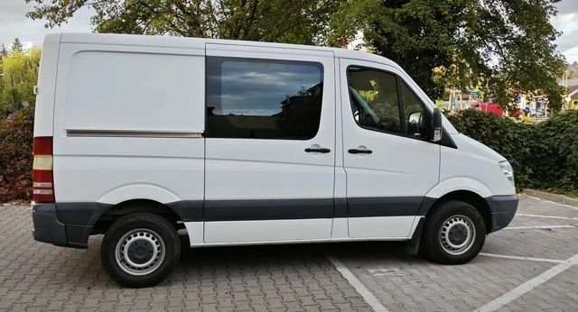 Белый Мерседес Sprinter, объемом двигателя 2.2 л и пробегом 257 тыс. км за 7800 $, фото 4 на Automoto.ua