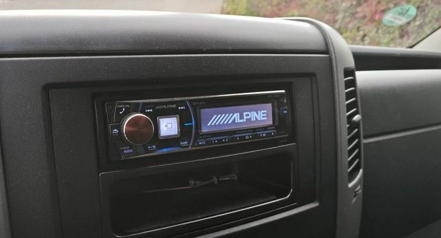 Белый Мерседес Sprinter, объемом двигателя 2.2 л и пробегом 257 тыс. км за 7800 $, фото 10 на Automoto.ua