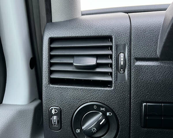 Білий Мерседес Sprinter, об'ємом двигуна 2.2 л та пробігом 329 тис. км за 24900 $, фото 32 на Automoto.ua