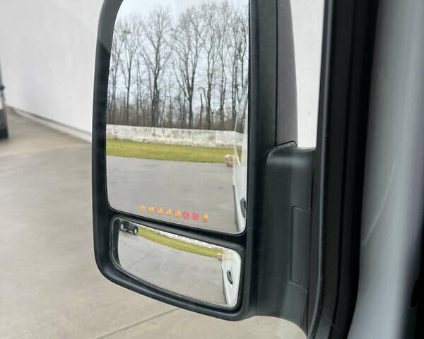 Білий Мерседес Sprinter, об'ємом двигуна 2.2 л та пробігом 329 тис. км за 24900 $, фото 48 на Automoto.ua
