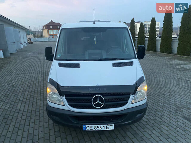 Белый Мерседес Sprinter, объемом двигателя 2.2 л и пробегом 480 тыс. км за 14300 $, фото 12 на Automoto.ua