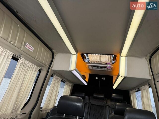 Белый Мерседес Sprinter, объемом двигателя 2.14 л и пробегом 487 тыс. км за 14900 $, фото 14 на Automoto.ua