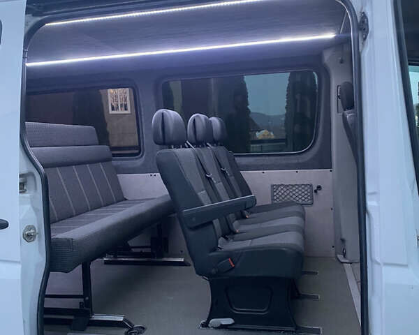 Белый Мерседес Sprinter, объемом двигателя 2.2 л и пробегом 480 тыс. км за 14300 $, фото 19 на Automoto.ua