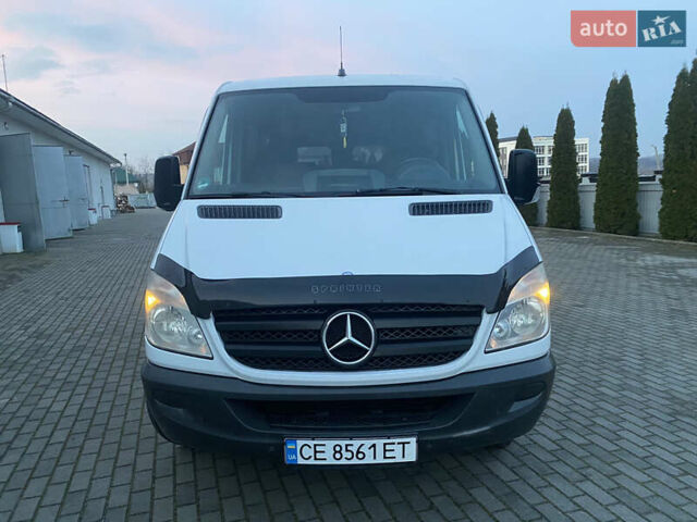 Белый Мерседес Sprinter, объемом двигателя 2.2 л и пробегом 480 тыс. км за 14300 $, фото 11 на Automoto.ua