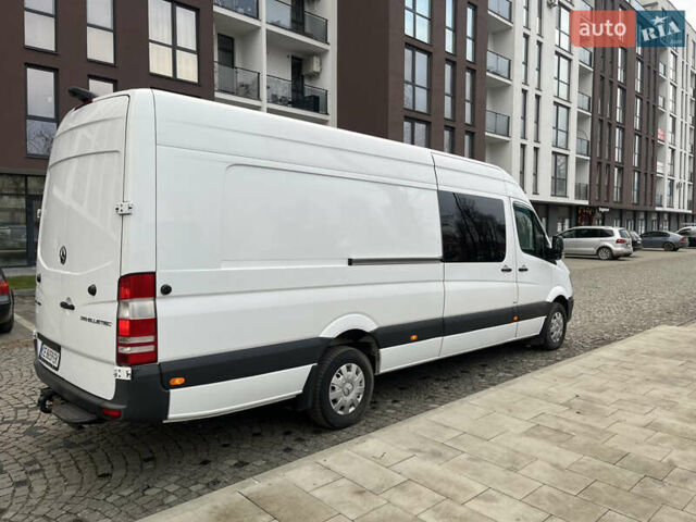 Белый Мерседес Sprinter, объемом двигателя 3 л и пробегом 585 тыс. км за 28500 $, фото 33 на Automoto.ua