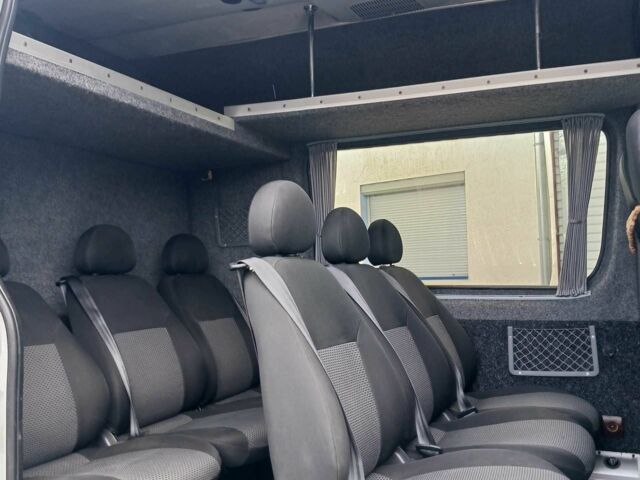 Белый Мерседес Sprinter, объемом двигателя 3 л и пробегом 470 тыс. км за 26000 $, фото 6 на Automoto.ua