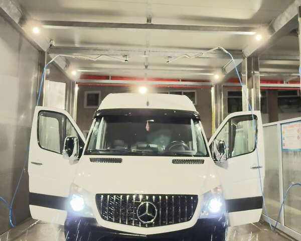 Білий Мерседес Sprinter, об'ємом двигуна 2.14 л та пробігом 470 тис. км за 24000 $, фото 9 на Automoto.ua