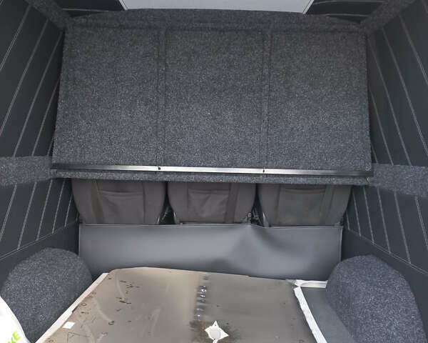 Белый Мерседес Sprinter, объемом двигателя 2.14 л и пробегом 580 тыс. км за 16253 $, фото 11 на Automoto.ua