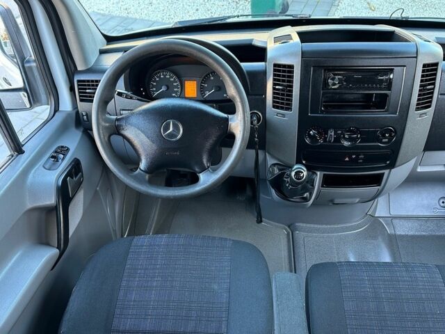 Білий Мерседес Sprinter, об'ємом двигуна 2.2 л та пробігом 285 тис. км за 10100 $, фото 22 на Automoto.ua