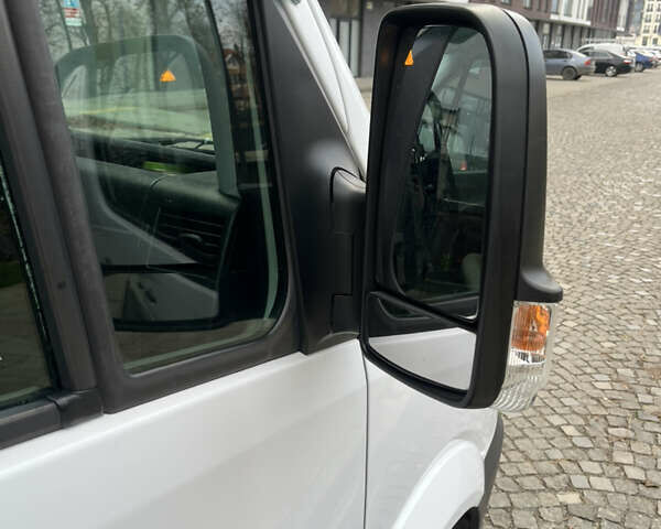 Белый Мерседес Sprinter, объемом двигателя 3 л и пробегом 585 тыс. км за 28500 $, фото 30 на Automoto.ua